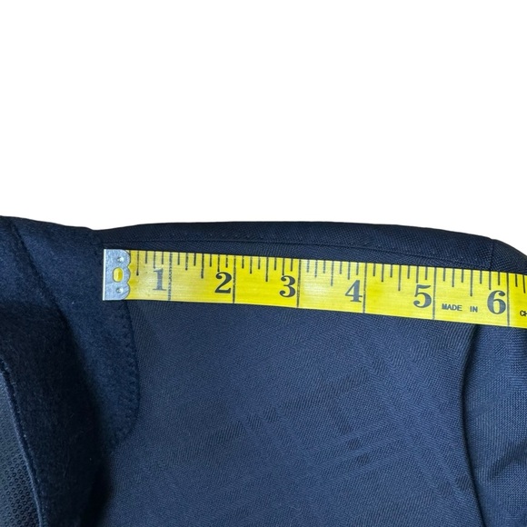 Hugo Boss Blazer Mens 44R Navy Blue Plaid Wool Sport Coat Jacket - Picture 16 of 16